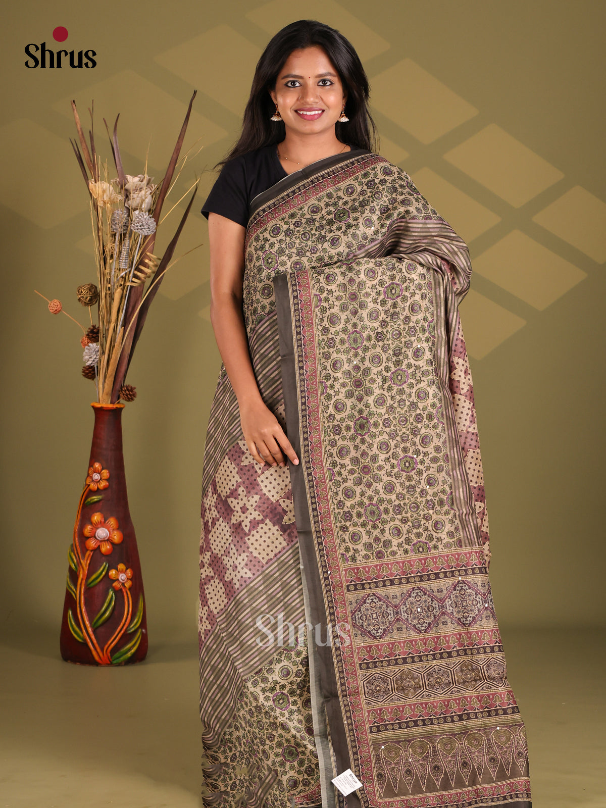 Purple & Cream - Semi Kantha Saree