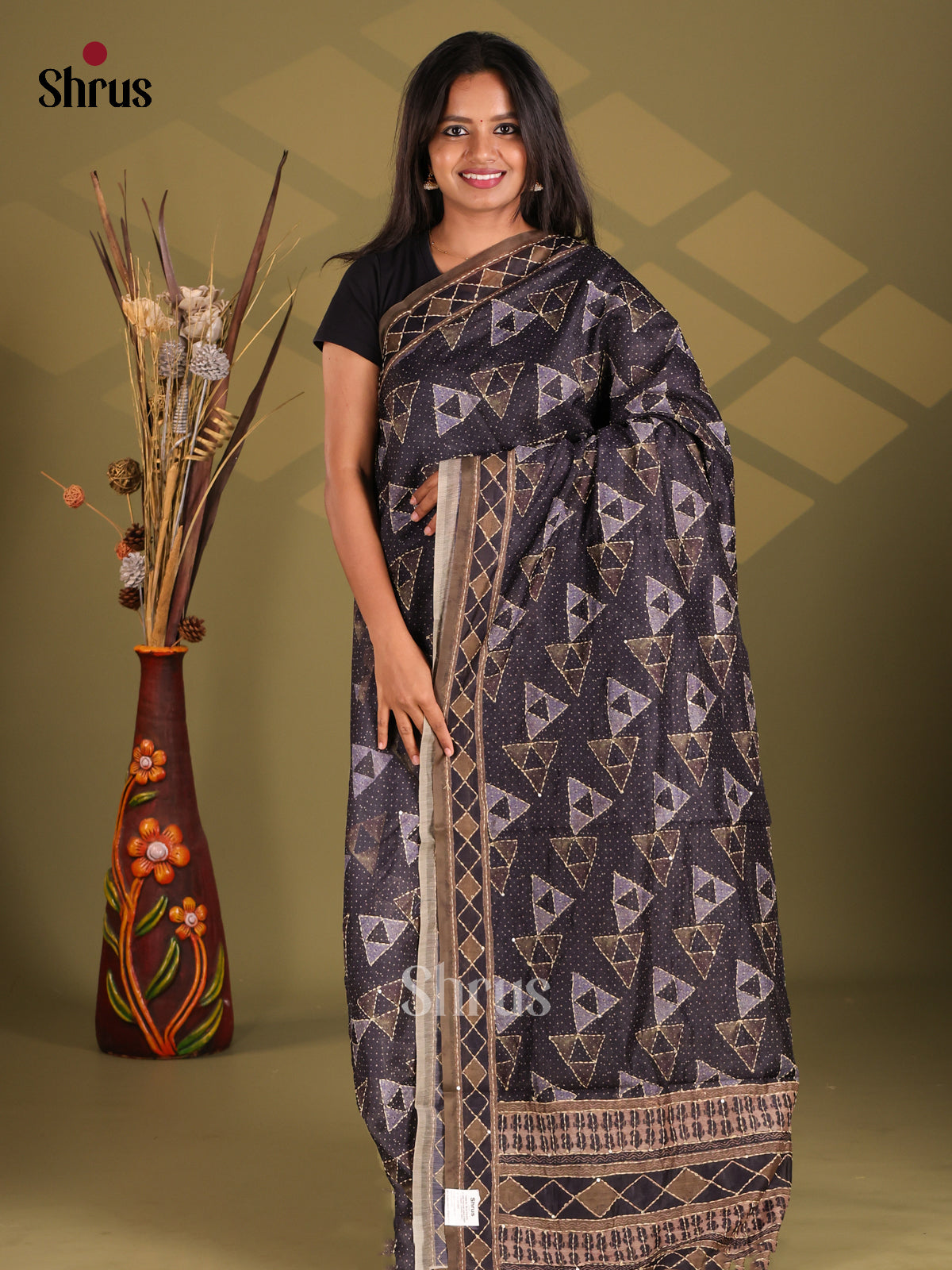 Black & Brown- Semi Kantha Saree
