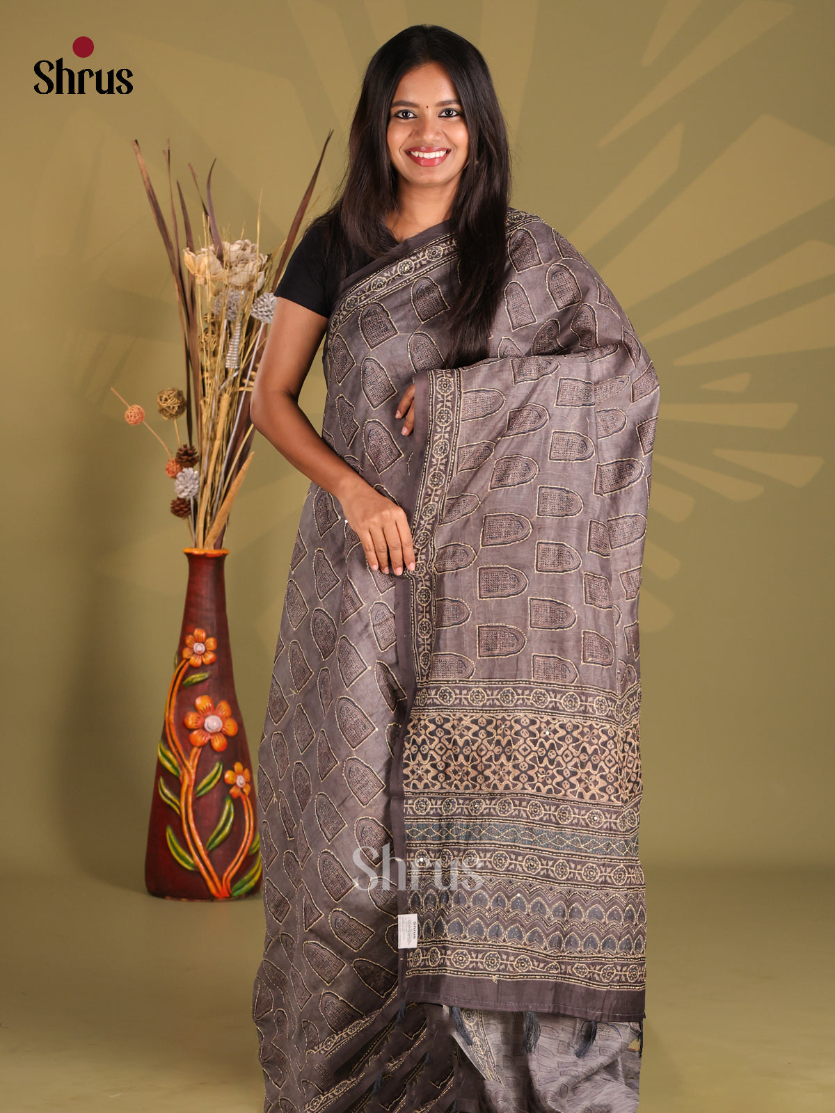 Grey - Semi Kantha Saree
