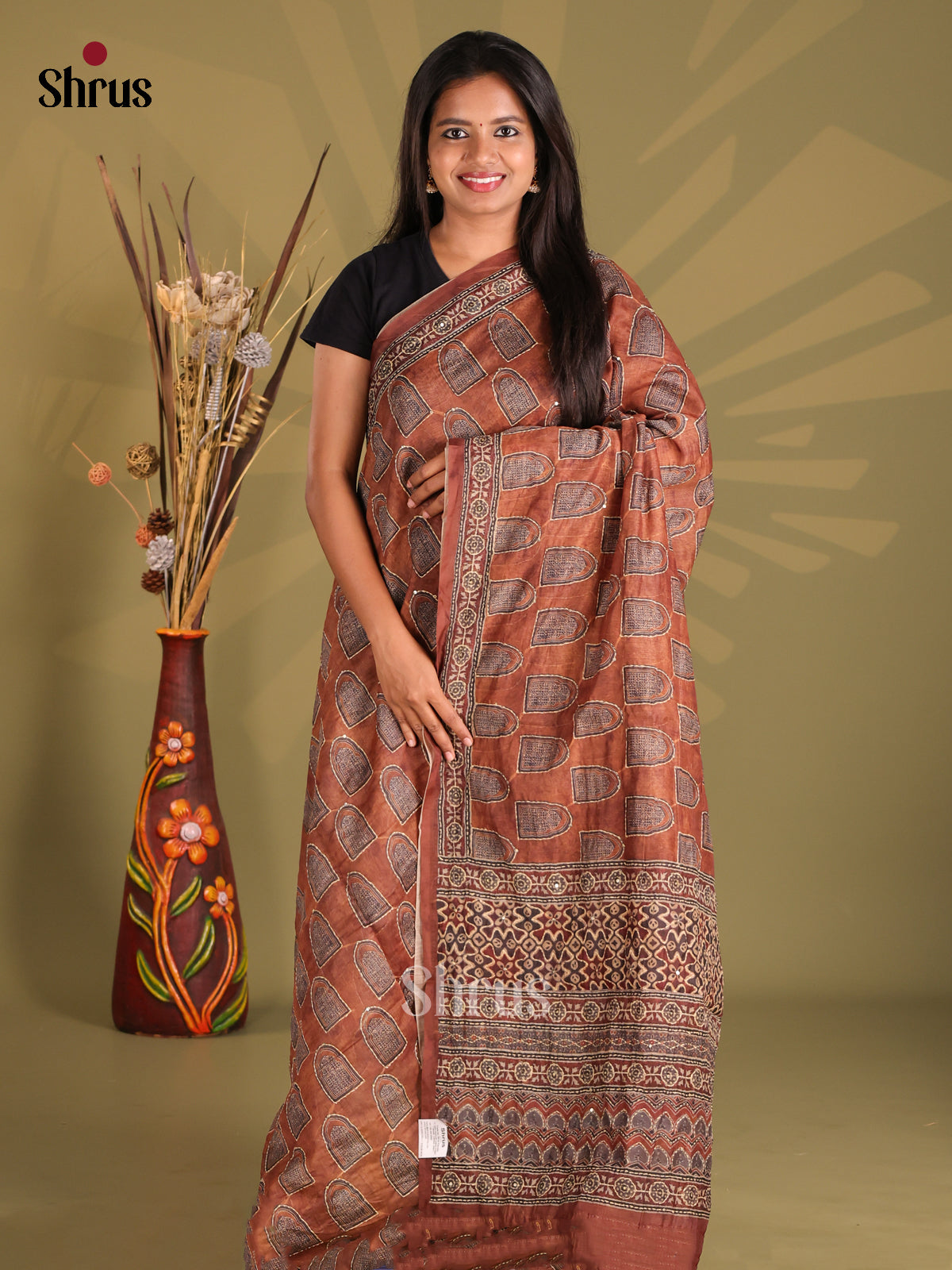 Brown- Semi Kantha Saree