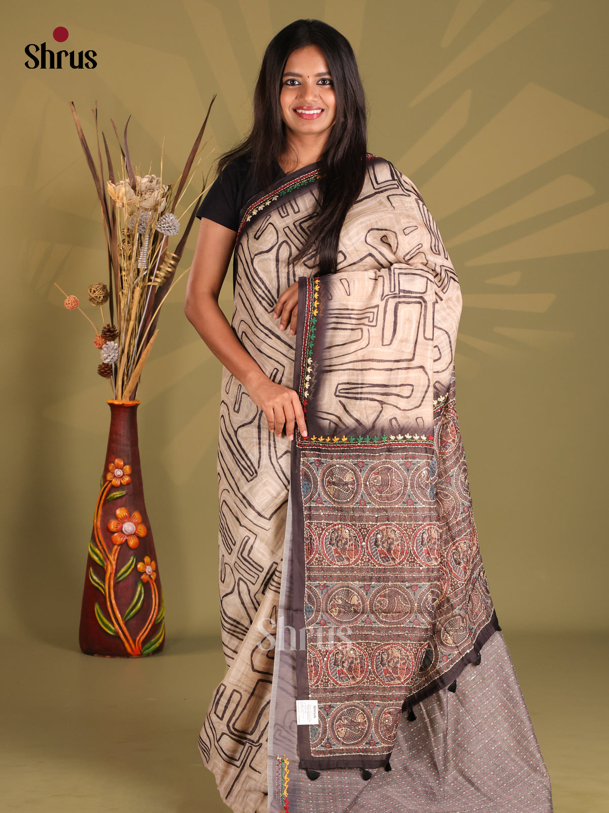 Cream & Brown - Semi Kantha Saree
