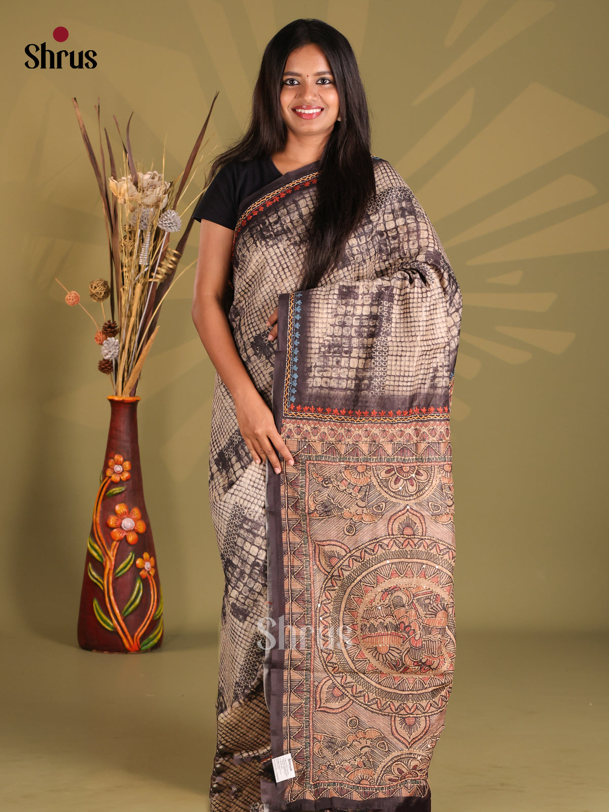 Cream & brown - Semi Kantha Saree
