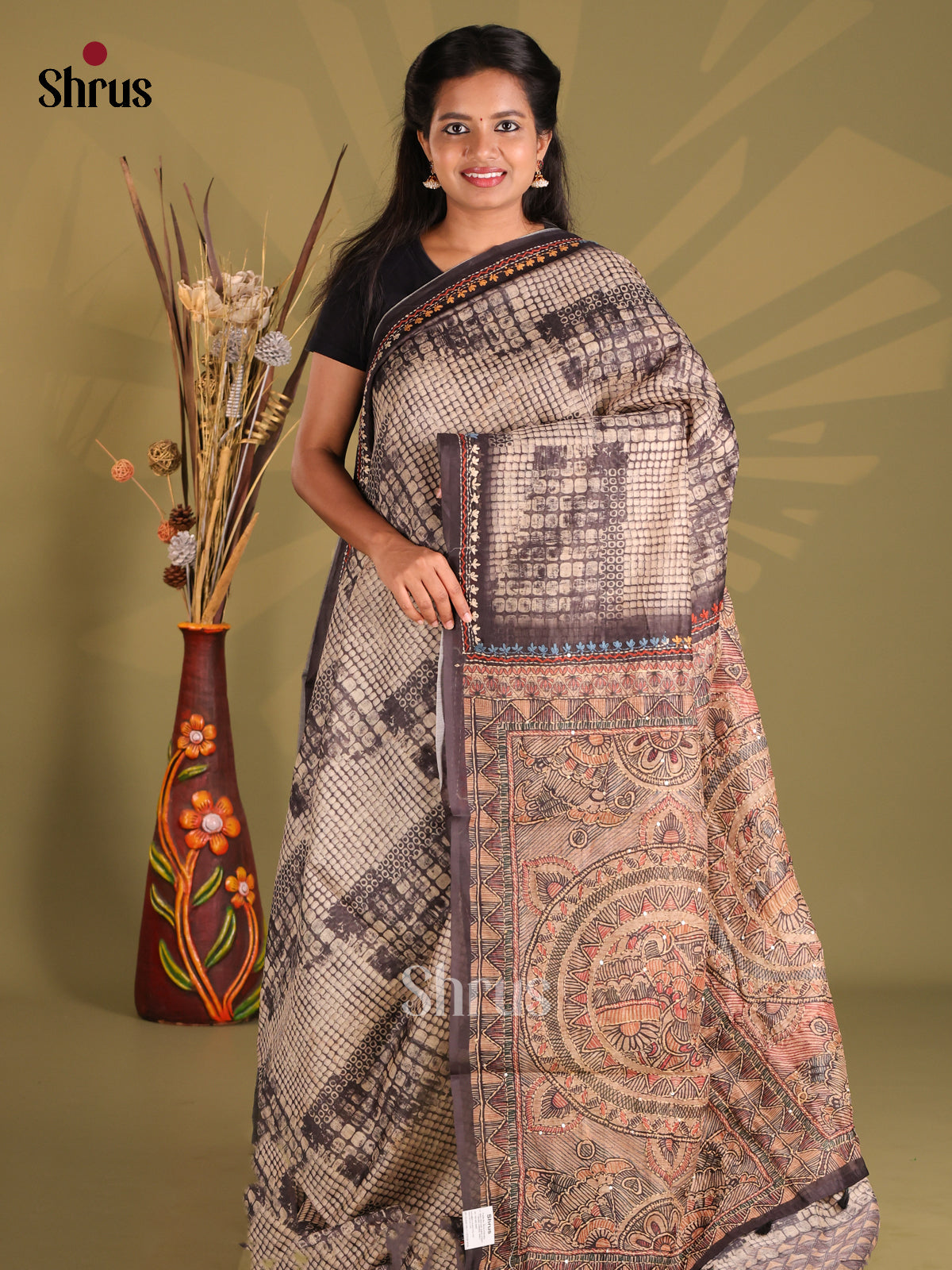 Cream & Brown - Semi Kantha Saree
