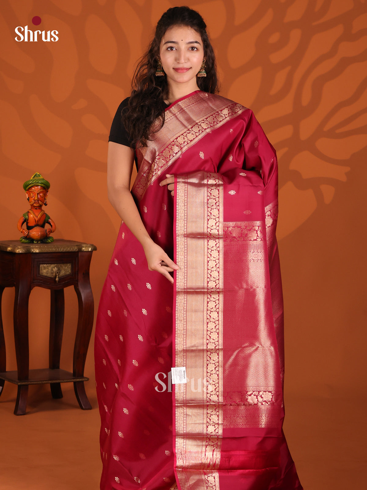 DFS09019 - Kanchipuram silk Saree - Shop on Shrus.com