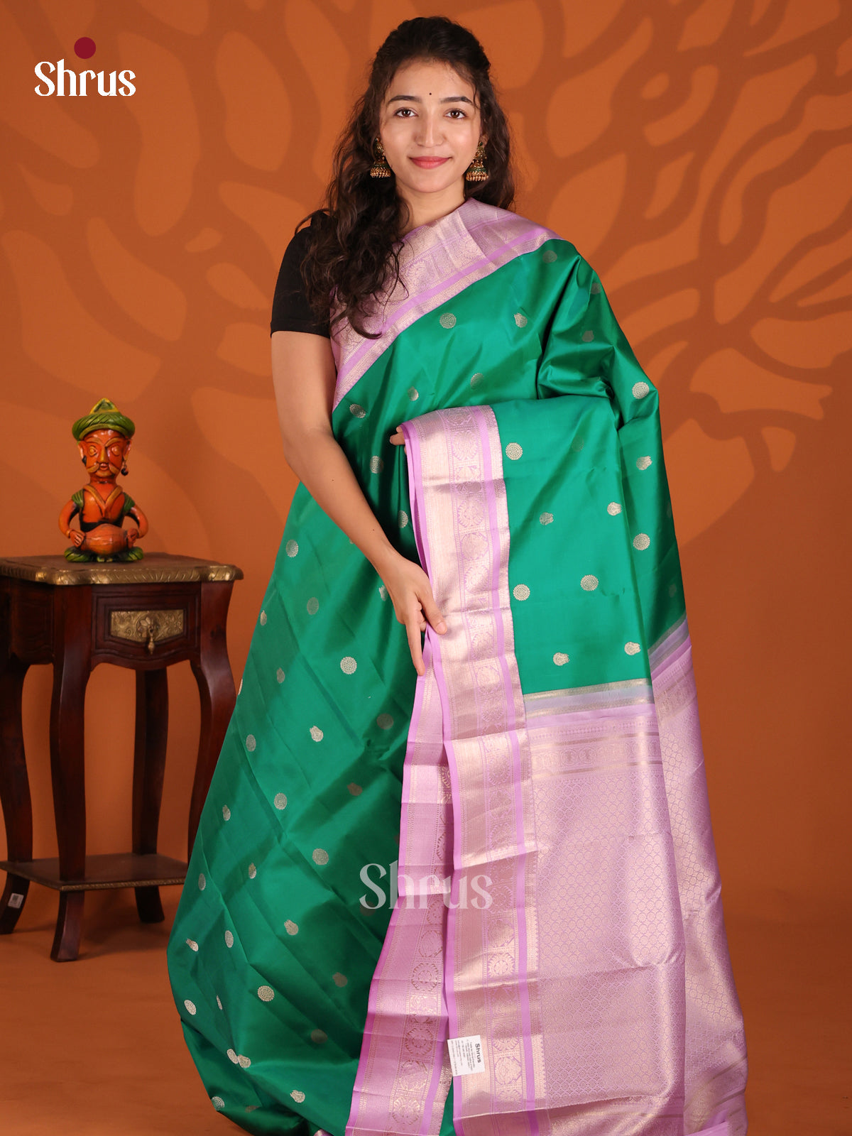 Green & Lavender Kanchipuram silk Saree with rich traditional zari border-1