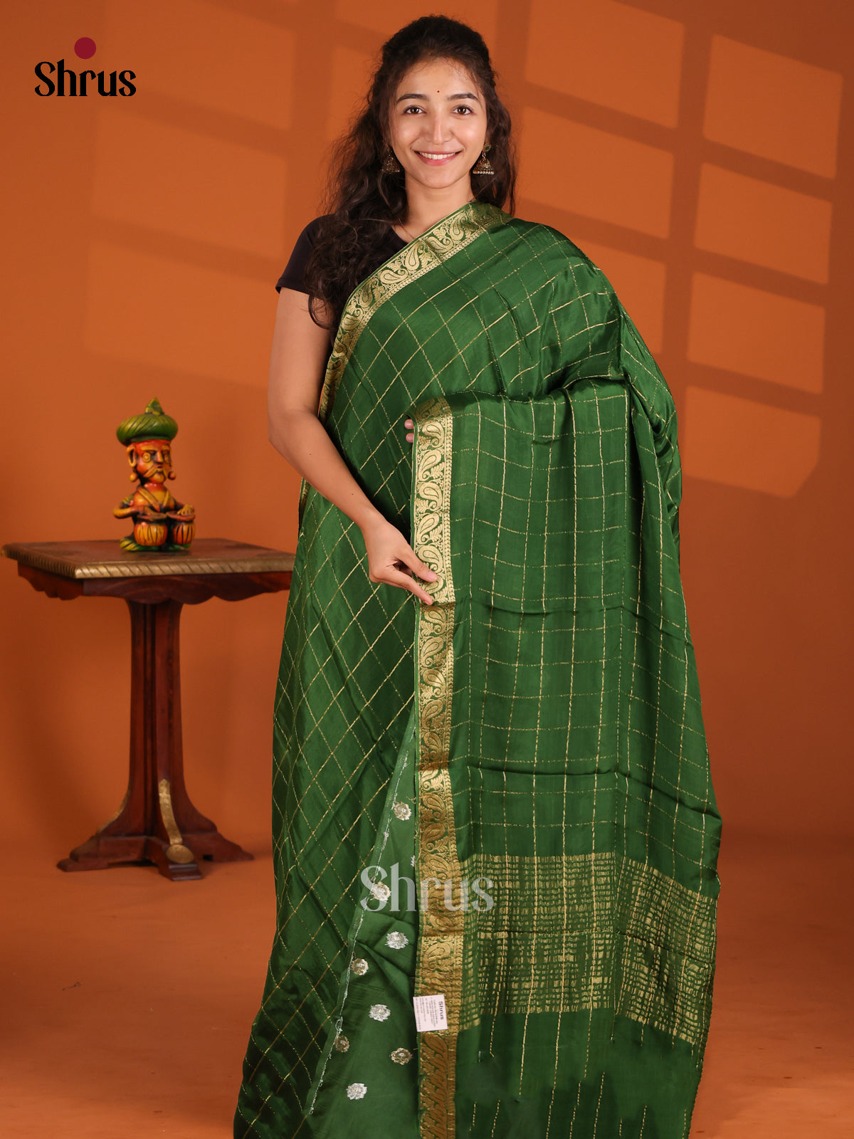 DFS09053 - Chinnon Silk Saree