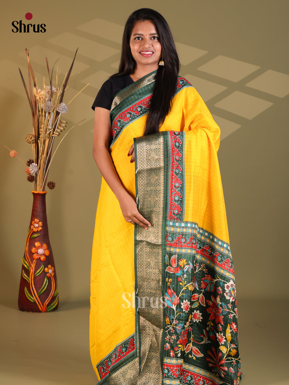 DFS09167 - Semi Dola silk Saree - Shop on Shrus.com