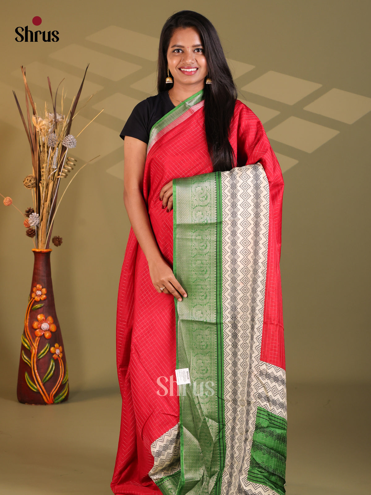 DFS09179 - Semi Dola silk Saree - Shop on Shrus.com