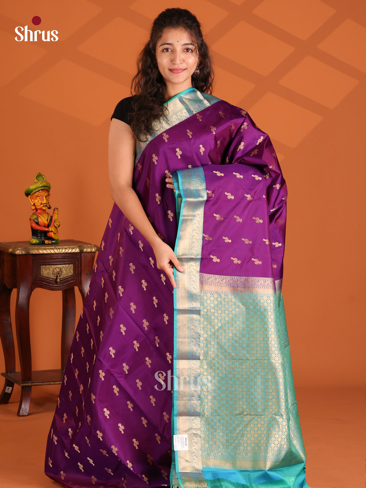 Violet & Blue Kanchipuram silk Saree with gold zari parrot buttas-1