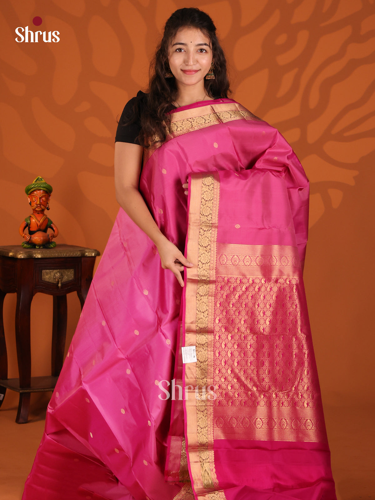 Pink & Majenta Kanchipuram silk Saree with zari floral vines border-1