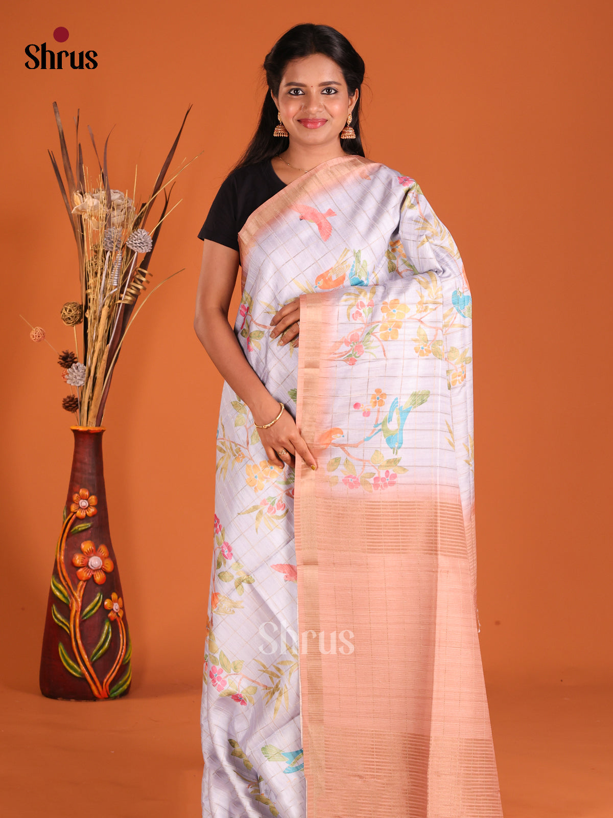 Cream & Peach - Champa semitussar Saree