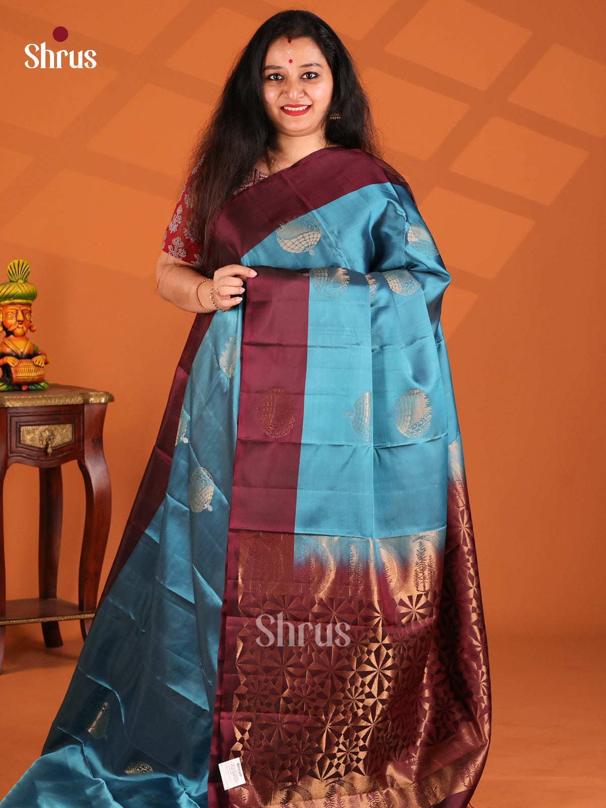 Vibrant Blue Softsilk-halfpure Saree with gold zari brown floral brocade pallu - Shop on Shrus.com
