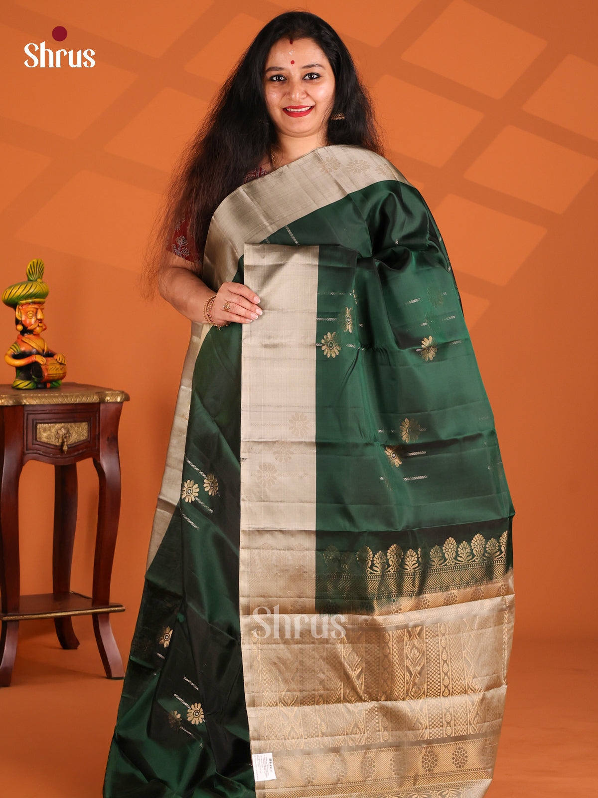 Classic Dark Green Softsilk-halfpure Saree with gold zari floral buttas