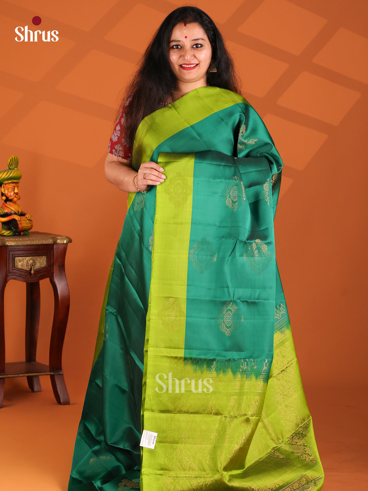 Beautiful Green Softsilk-halfpure Saree with floral brocade pallu