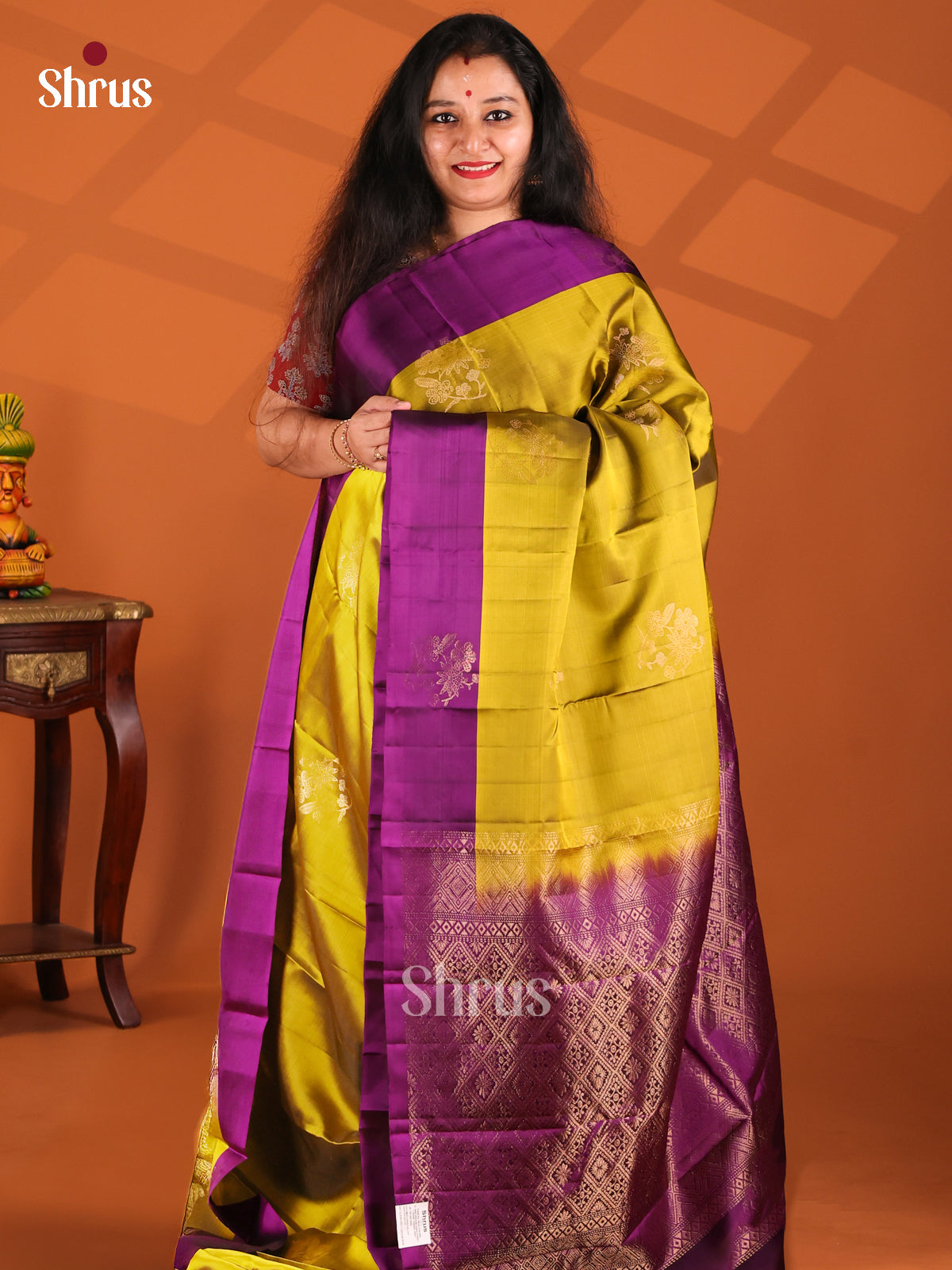 Shimmery Green Softsilk-halfpure Saree with floral brocade Violet pallu - Shop on Shrus.com