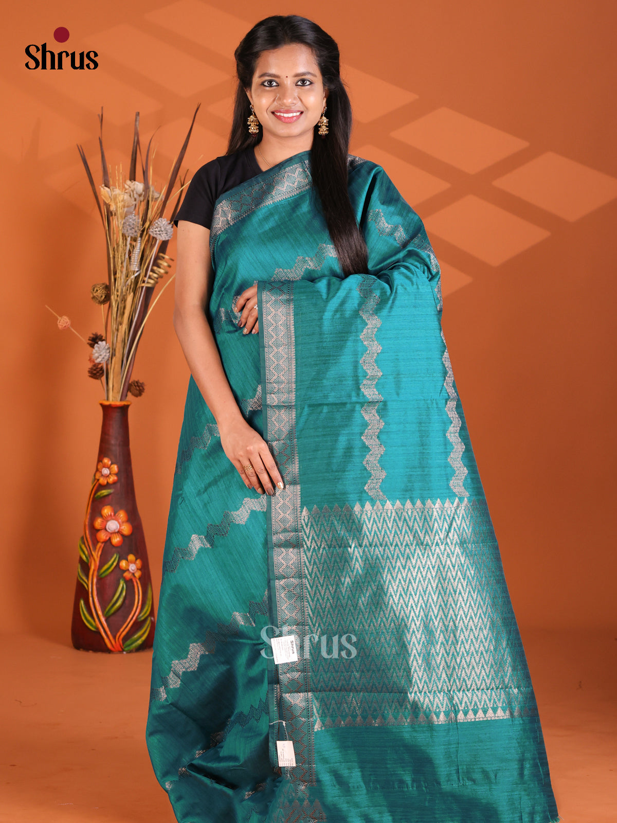 Green - Semi Rawsilk Saree - Shop on Shrus.com