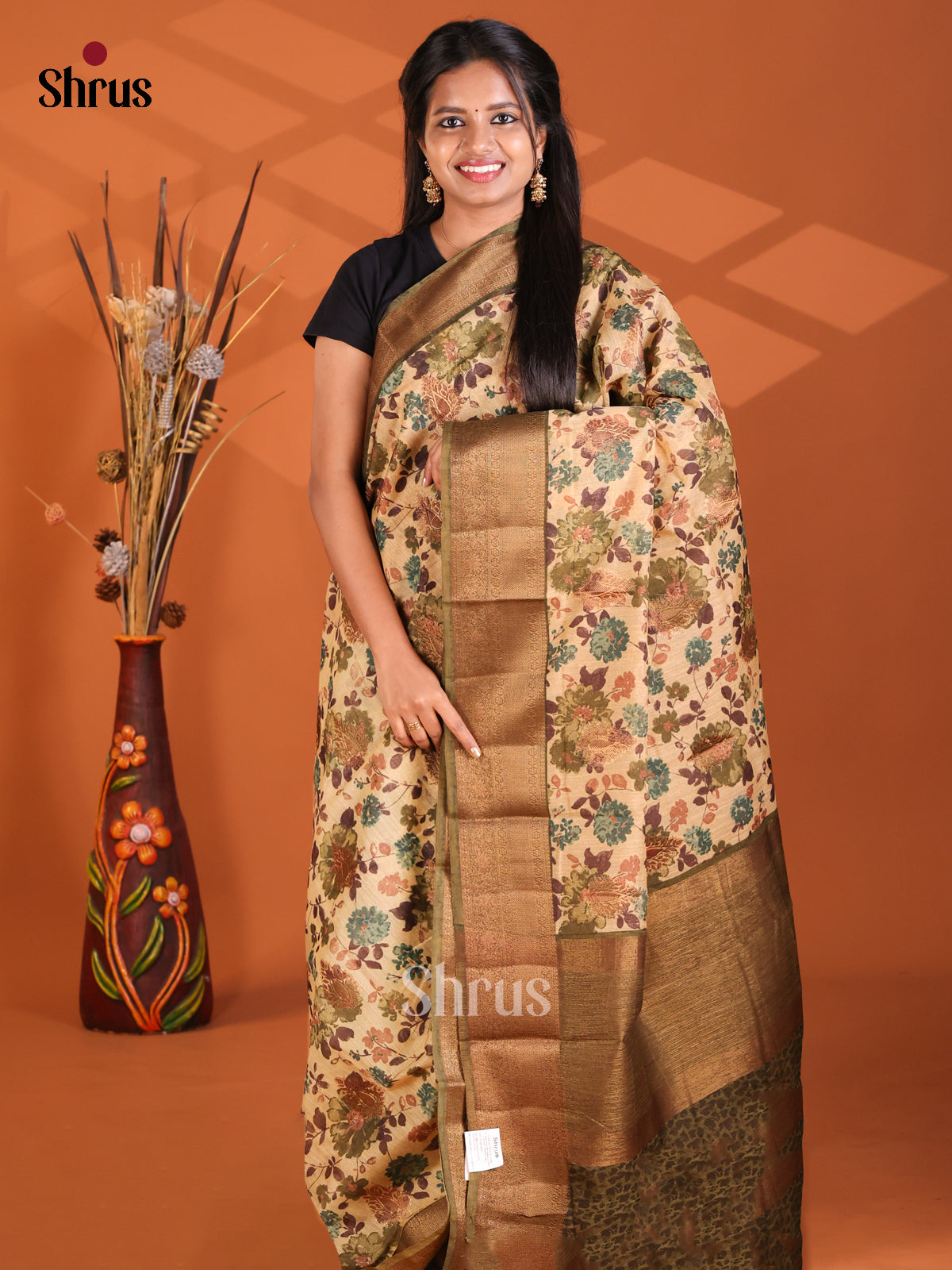 Cream & Green - Semi Linen printed Saree