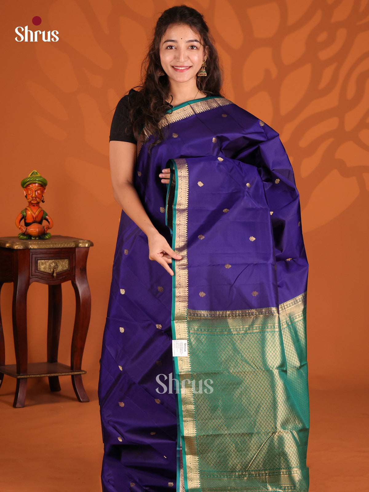 Blue & Green Kanchipuram silk Saree with small zari border