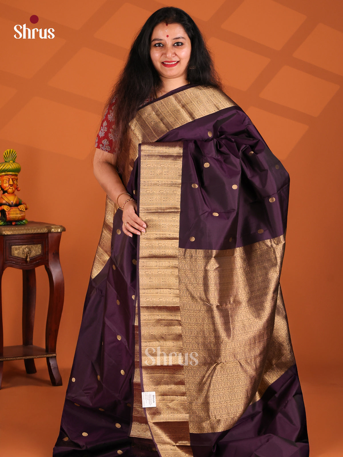 Bright Violet single tone Kanchipuram silk Saree with rich floral brocade pallu