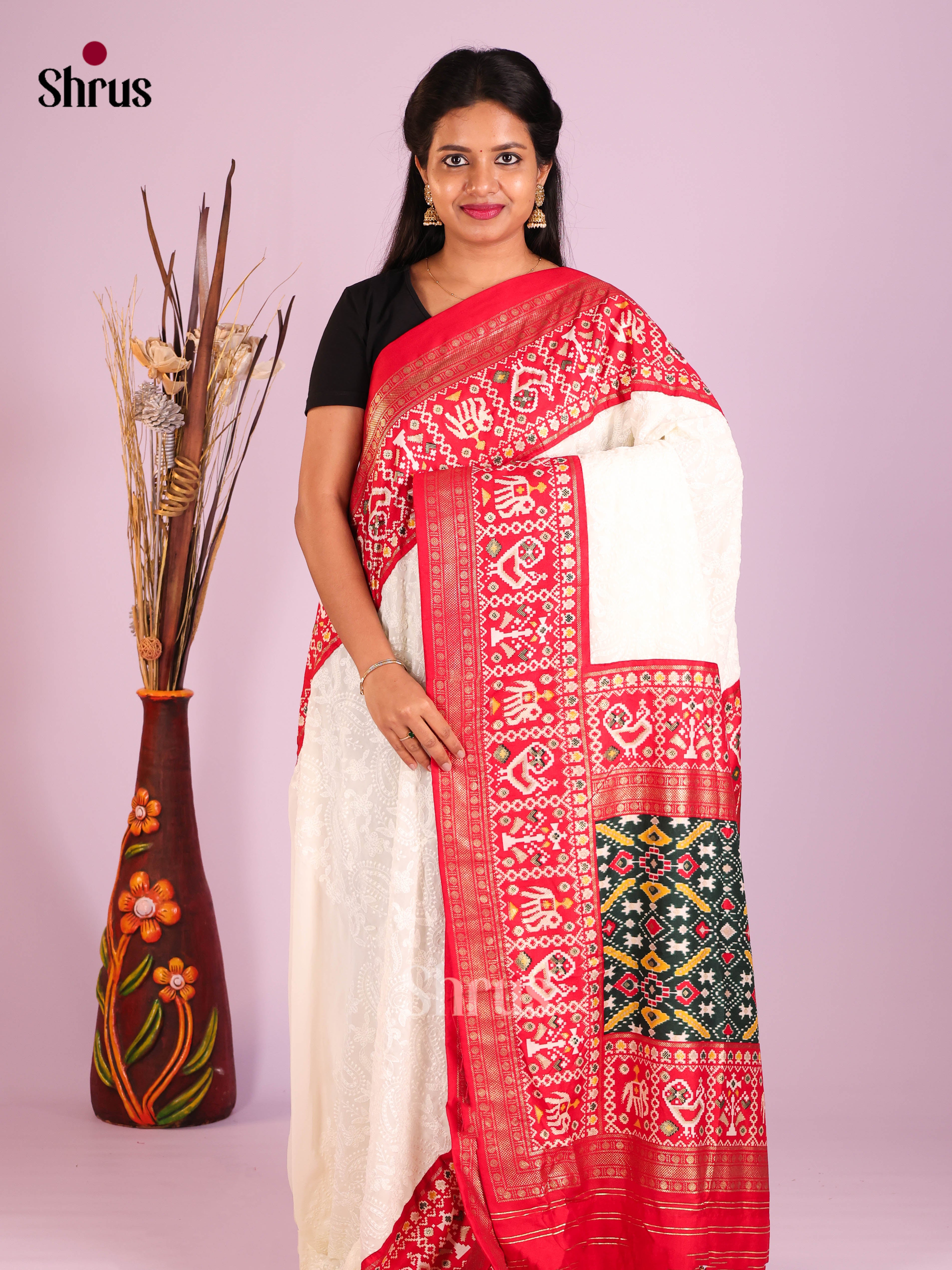 DFS14065 - Semi Ikkat Saree