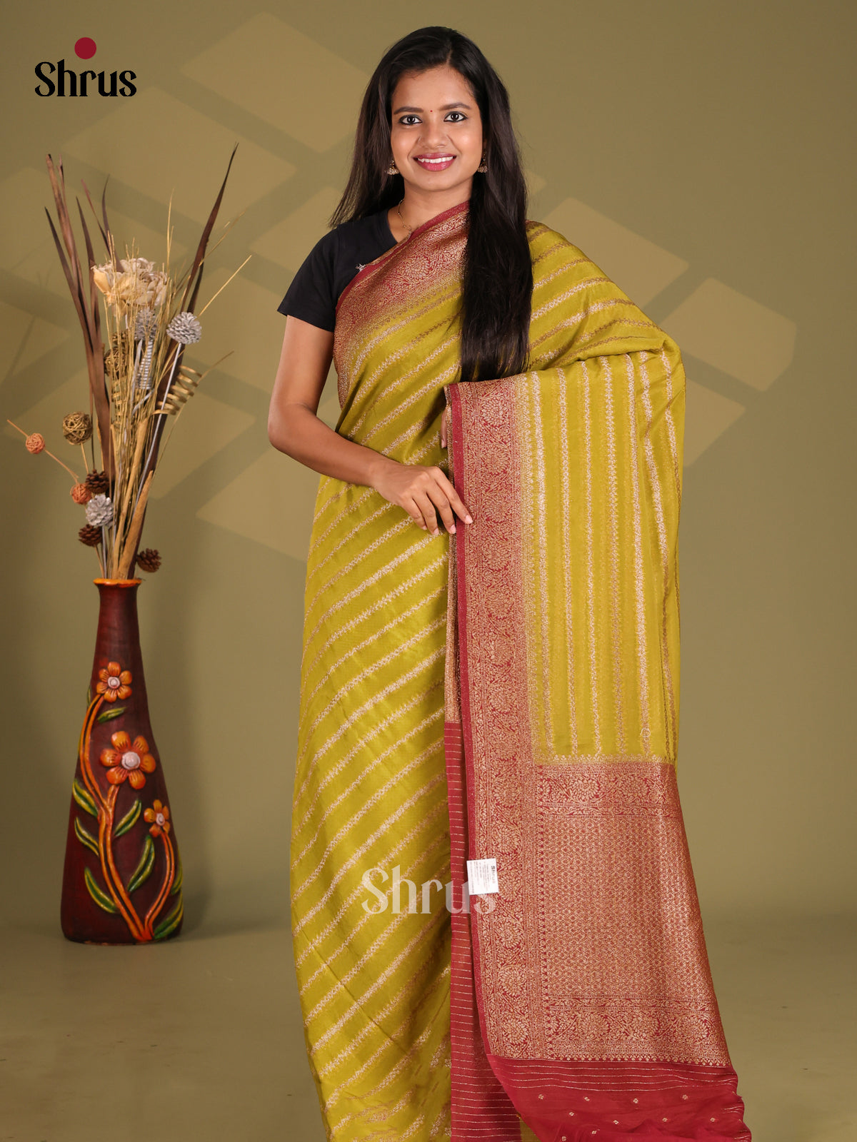 Green & Maroon - Semi Georgette Saree