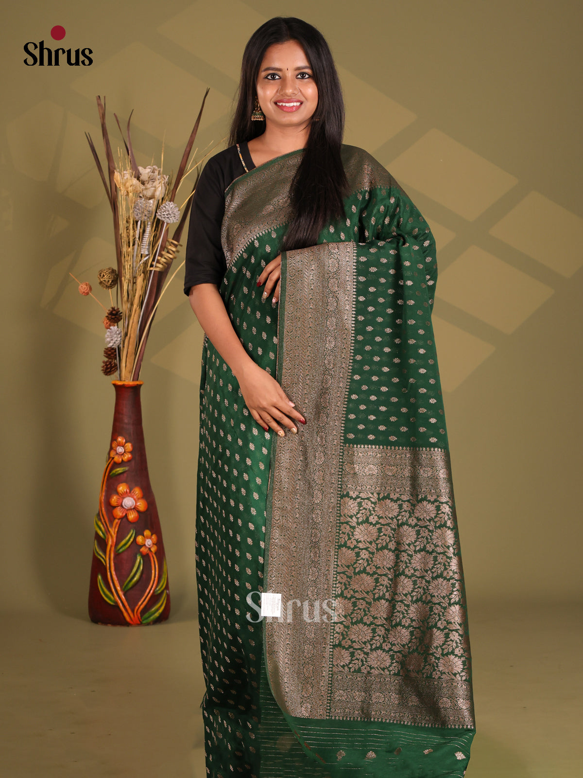 Green(Single tone)- Semi Georgette Saree - Shop on Shrus.com