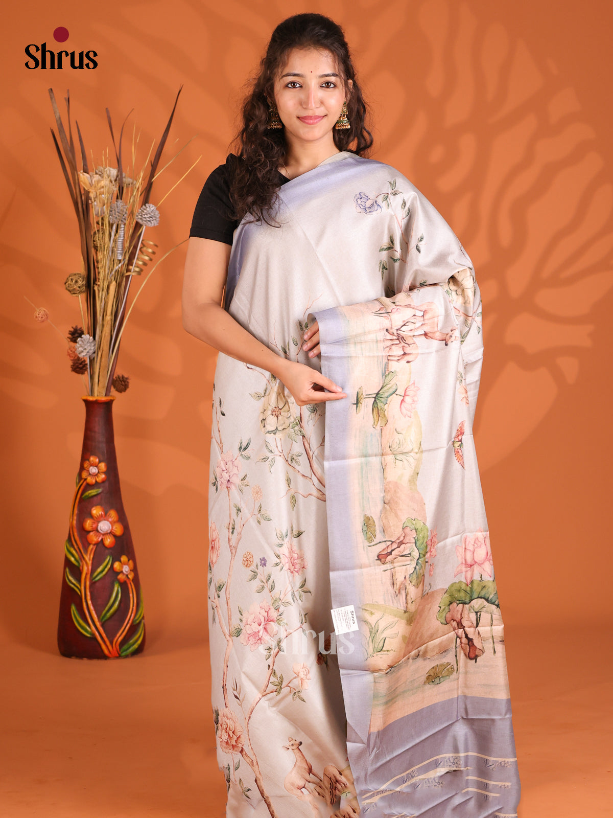 Cream & Lavender - Butter silk Saree