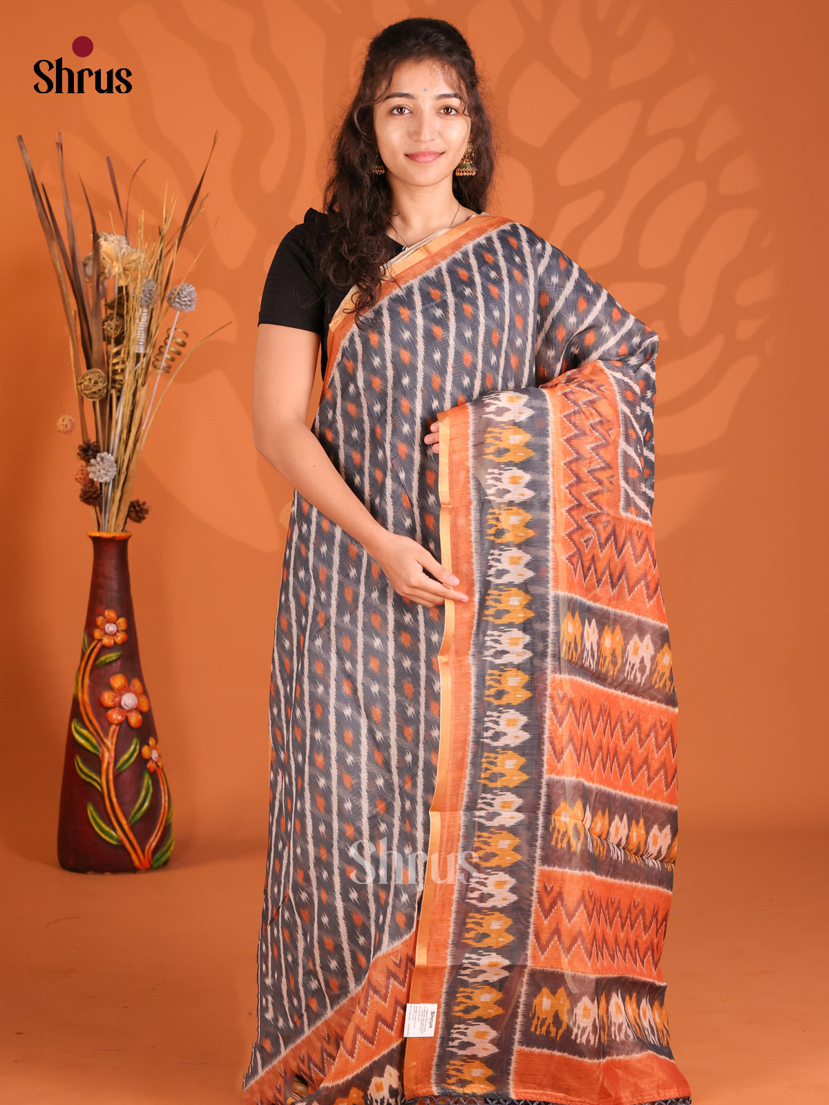 Grey & Orange - Semi Maheshwari Saree - Shop on Shrus.com