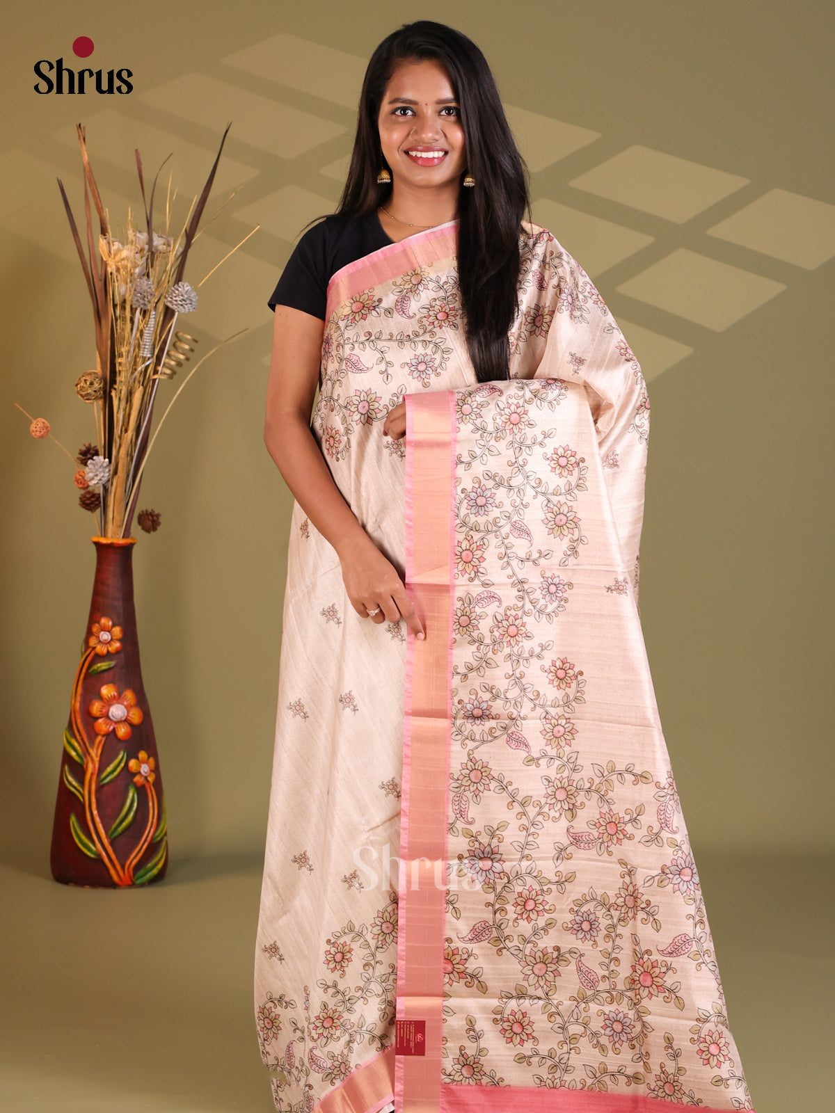 Cream & Pink - Semi Gicha Saree
