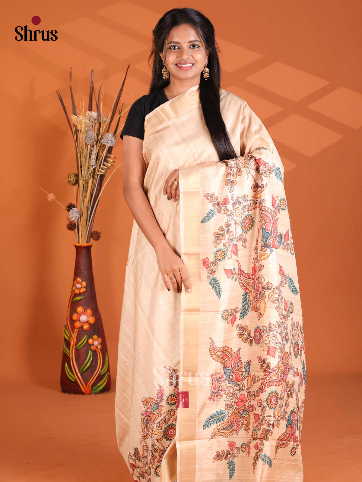 Cream - Semi Gicha Saree
