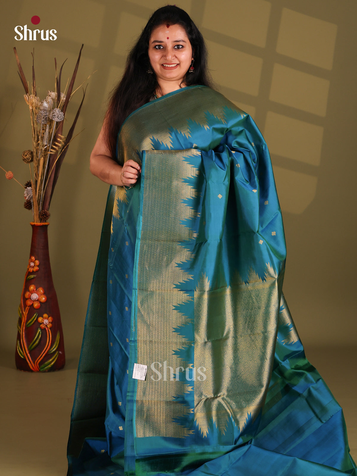Peacock blue Single Tone Kanchipuram silk (HR) Saree temple zari border - Shop on Shrus.com