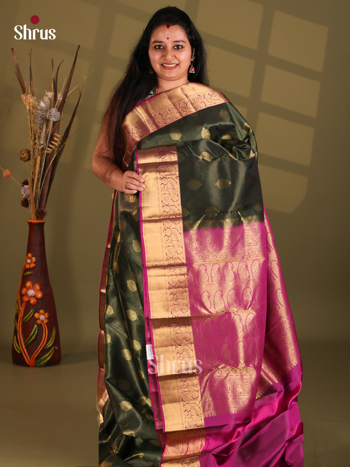 Dark green Kanchipuram silk (HR) Saree with contrast purple floral ines zari border - Shop on Shrus.com