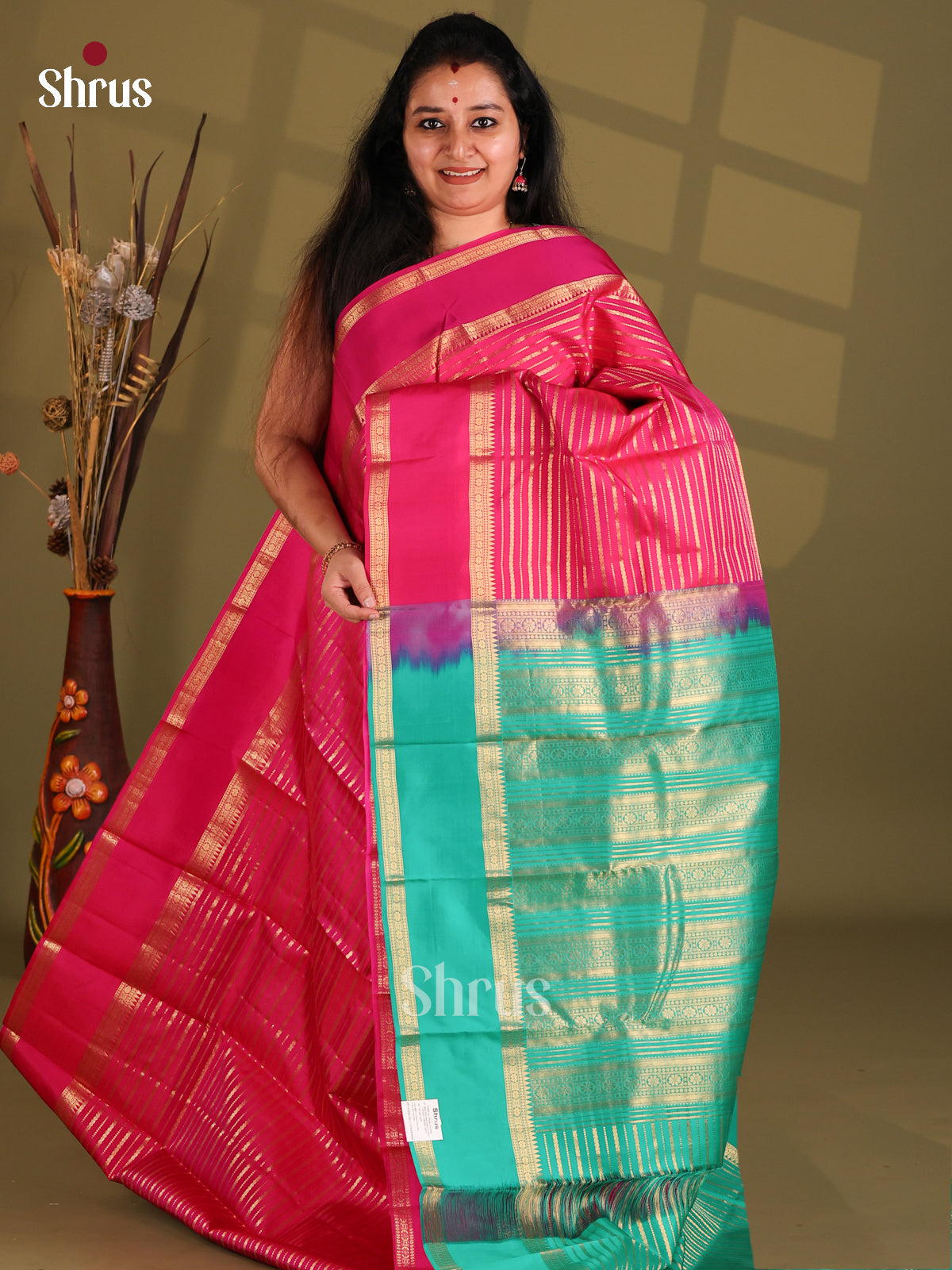 Pink and Green Kanchipuram silk (HR) Saree with zari stripes-1