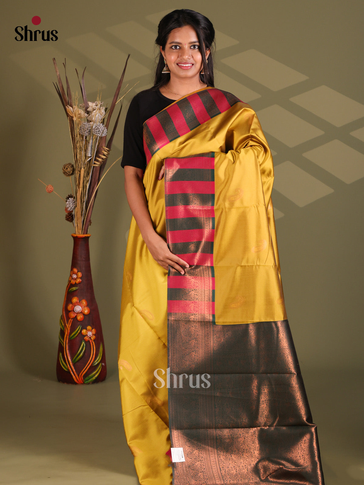 Mathulir Green & Green - Semi Softsilk Saree