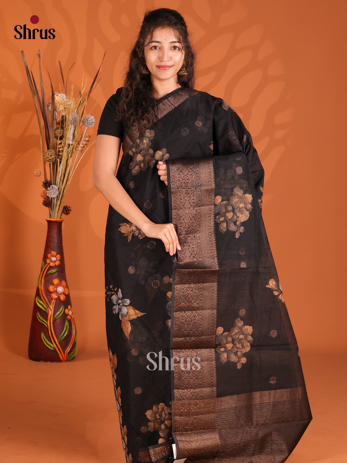 Black - Semi Linen printed Saree - Shop on Shrus.com