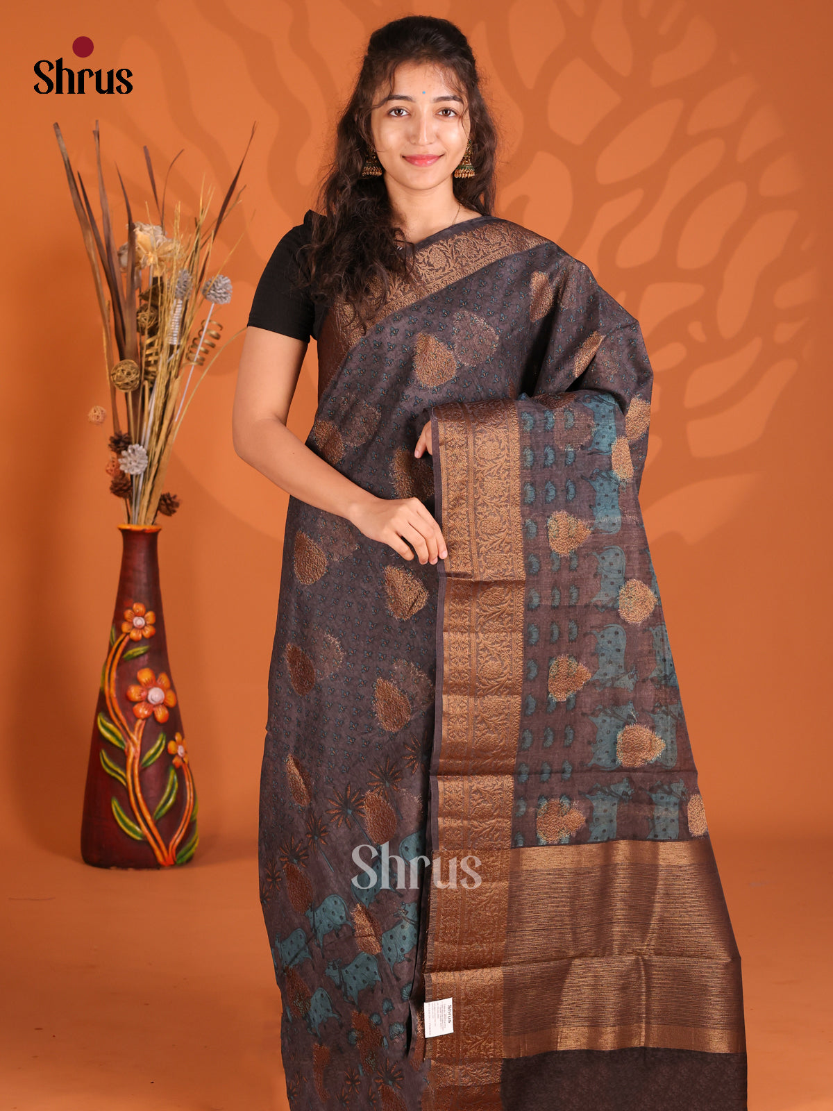 Black - Semi Linen printed Saree - Shop on Shrus.com