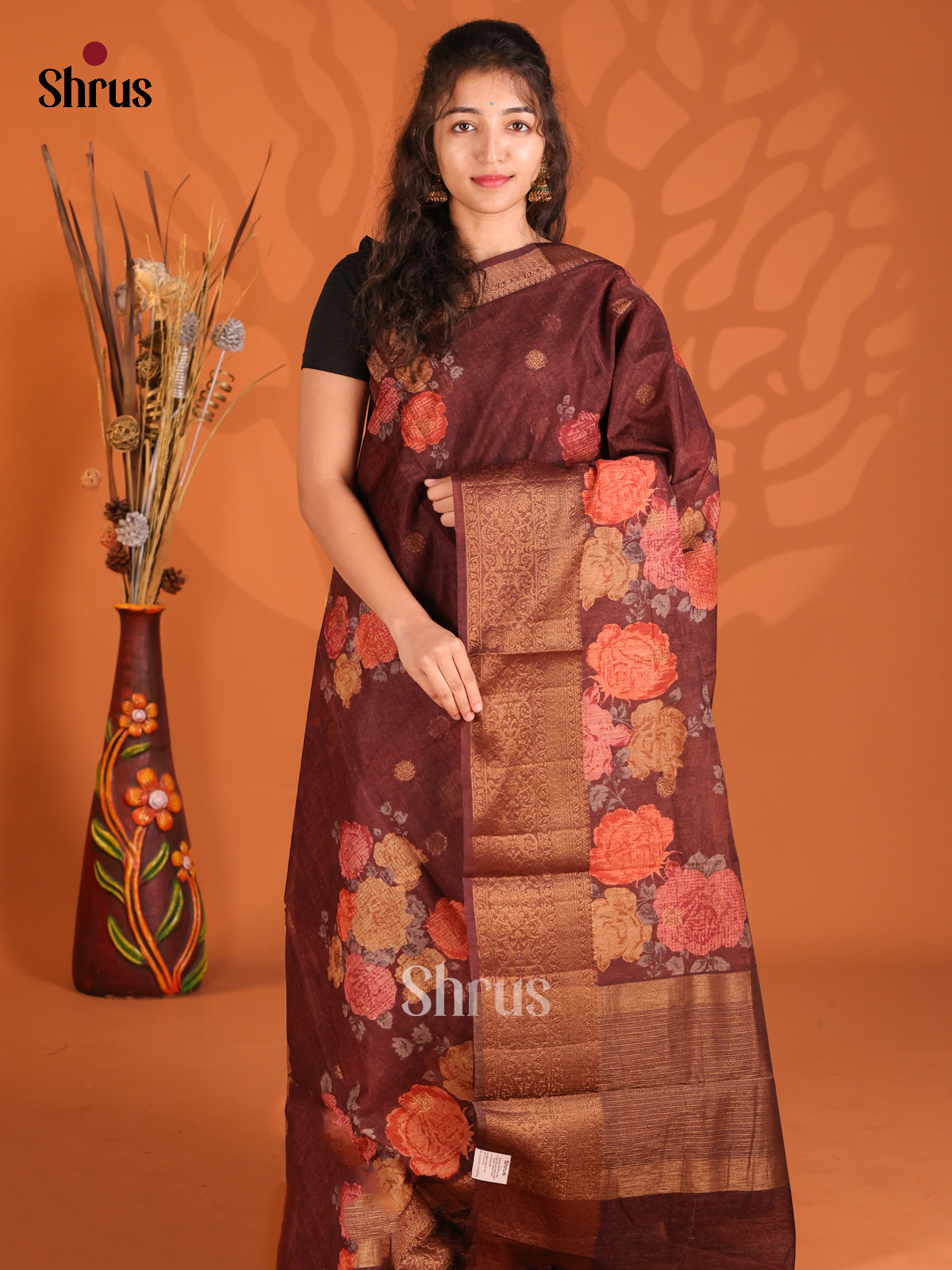 Maroon - Semi Linen printed Saree - Shop on Shrus.com