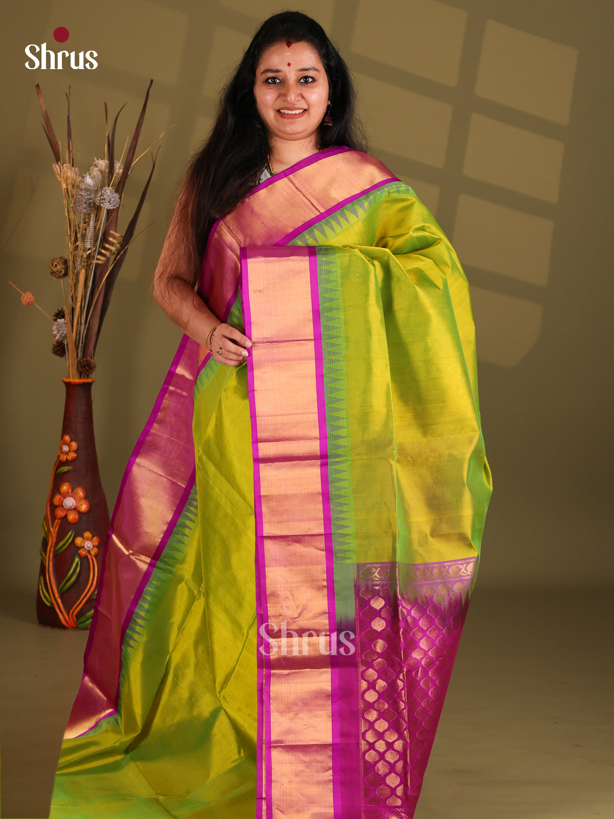 Green and Majenta Silk Cotton Saree with kaddi zari border - Shop on Shrus.com