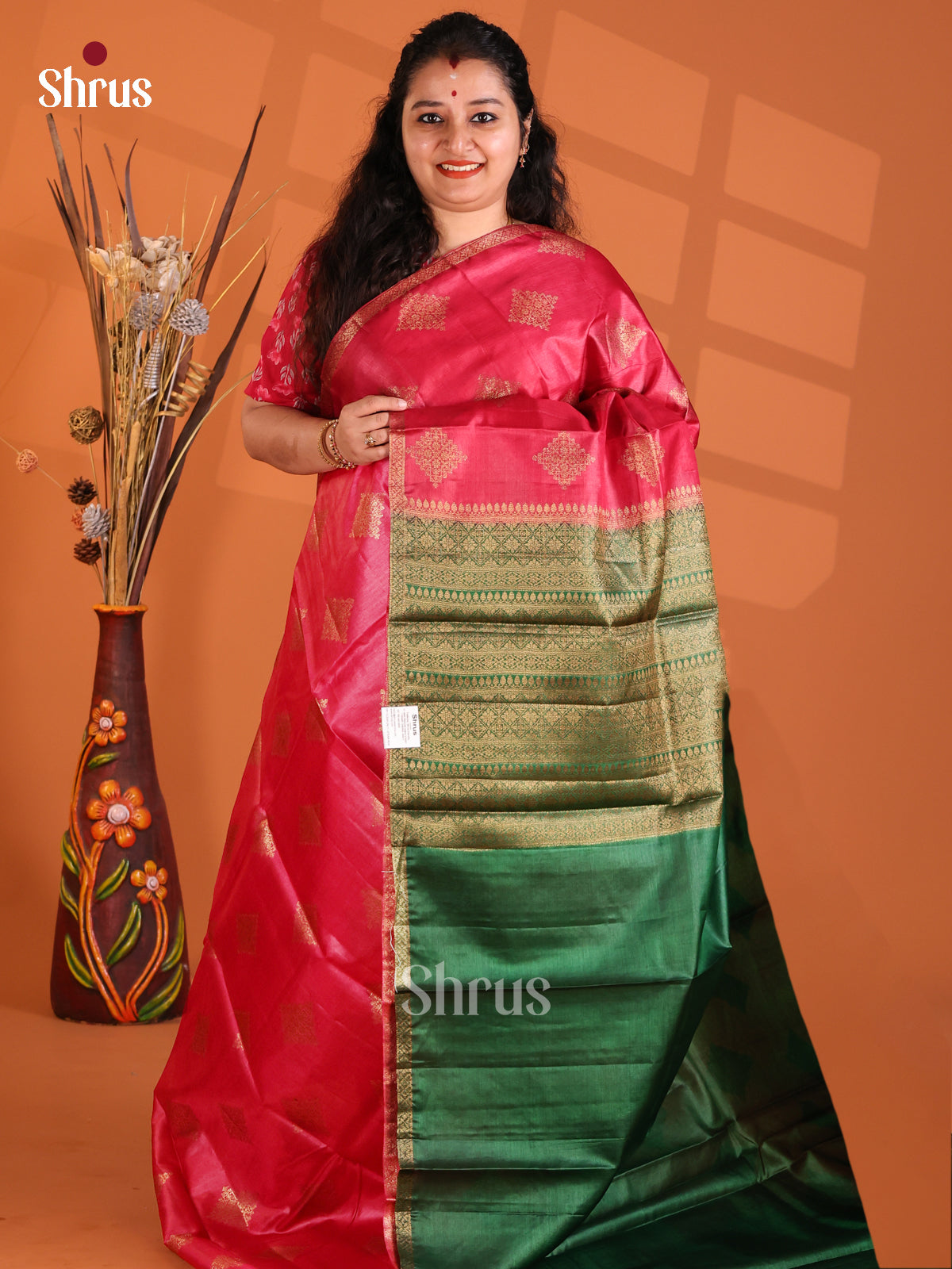 Red & Green - Tussar Saree