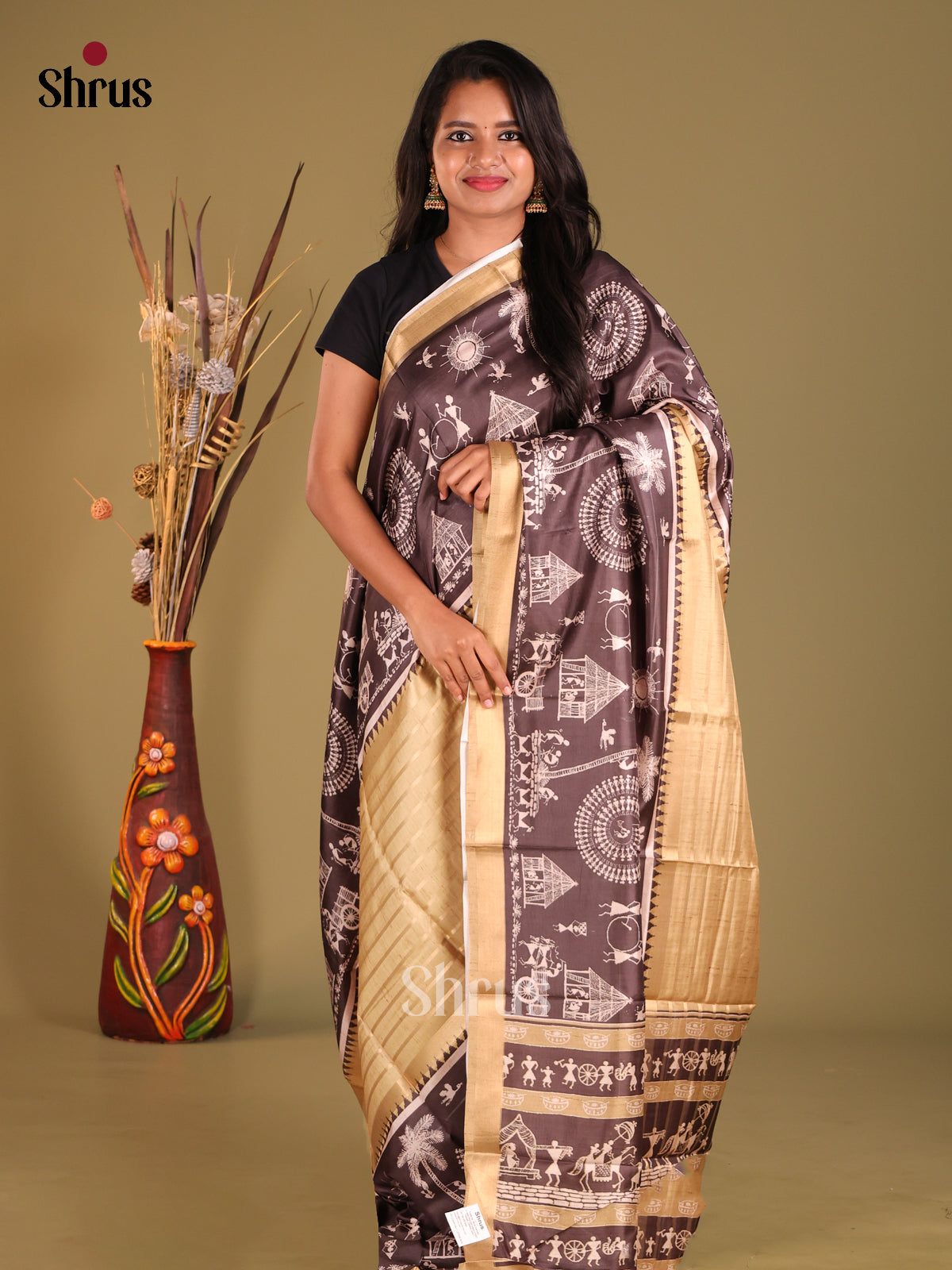 Beige & Black - Semi matka Saree