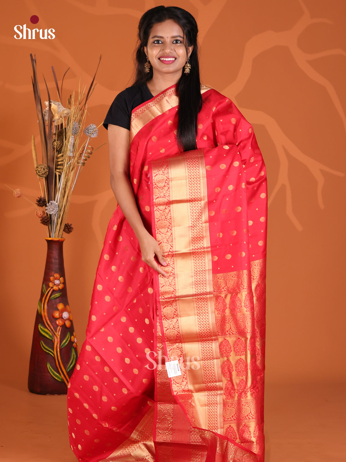 Lustrous Red Single Tone Red Kanchipuram Silk Saree with zari buttas-1
