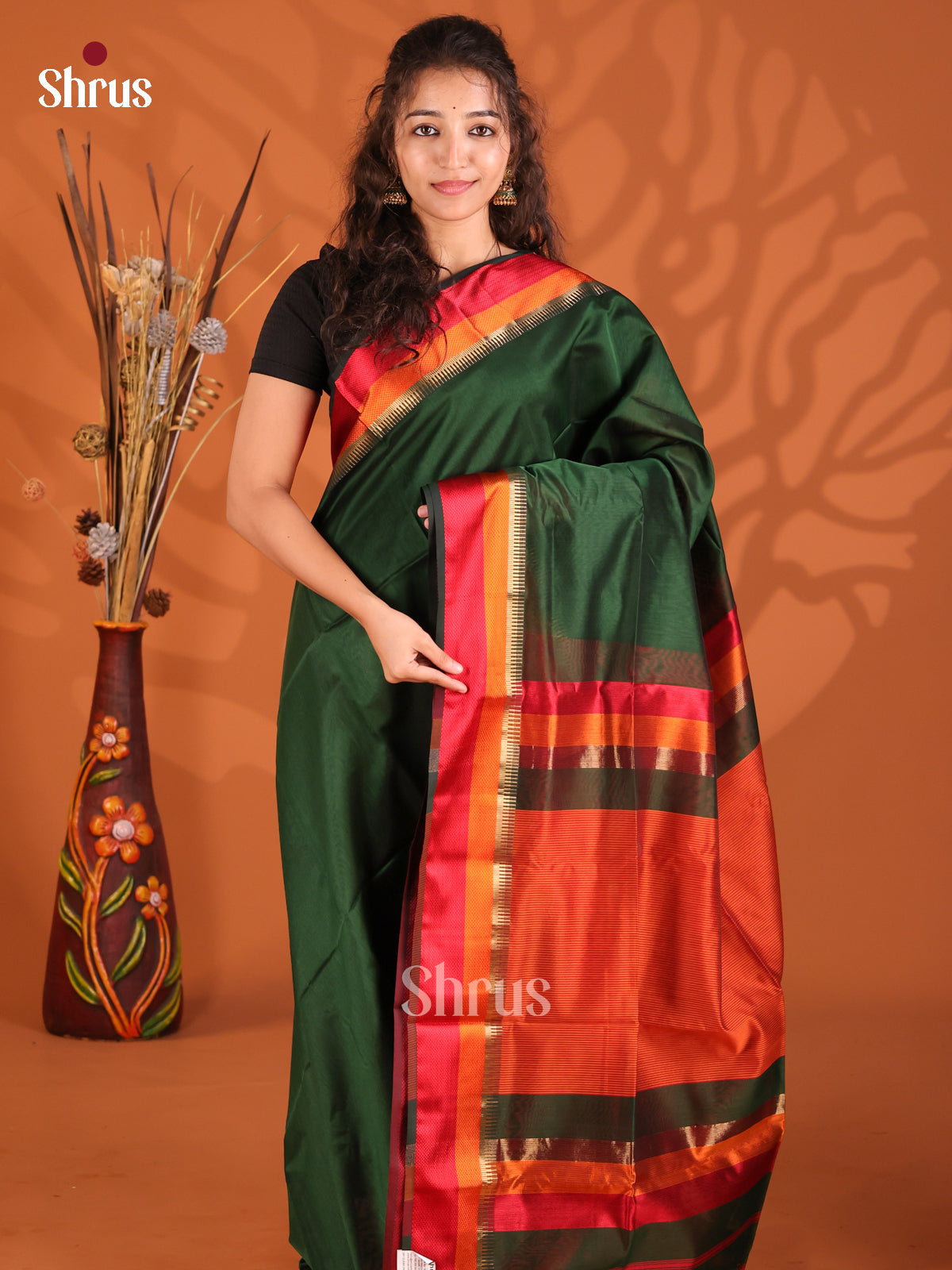 Green & Red- Maheshwari silkcotton Saree - Shop on Shrus.com