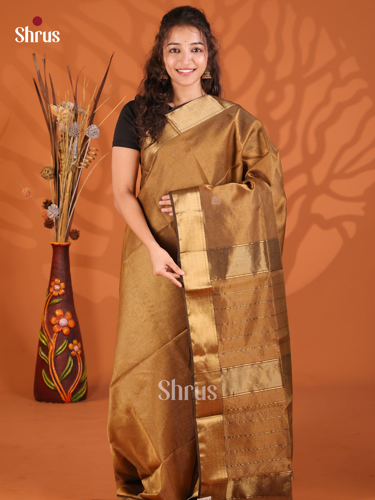 Gold(Single Tone)- Maheshwari silkcotton Saree - Shop on Shrus.com