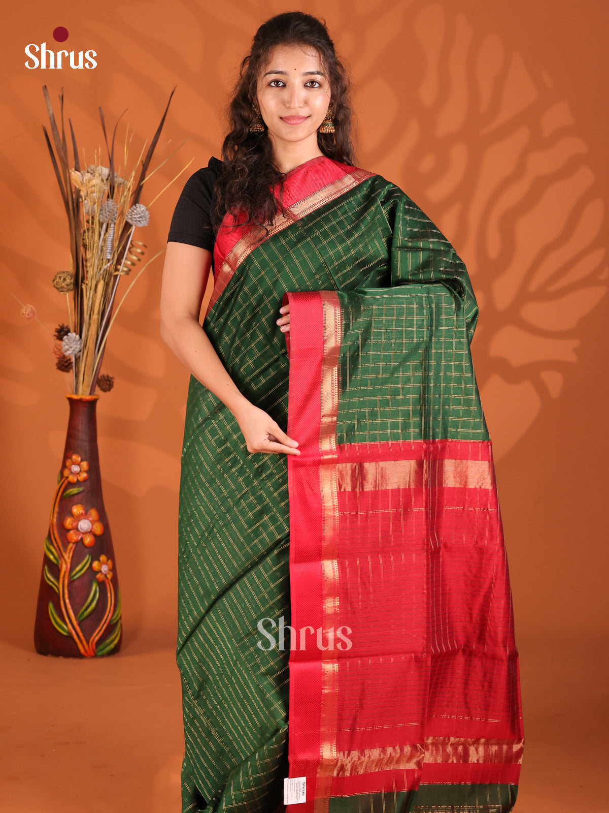 Green & Red - Maheshwari silkcotton Saree - Shop on Shrus.com