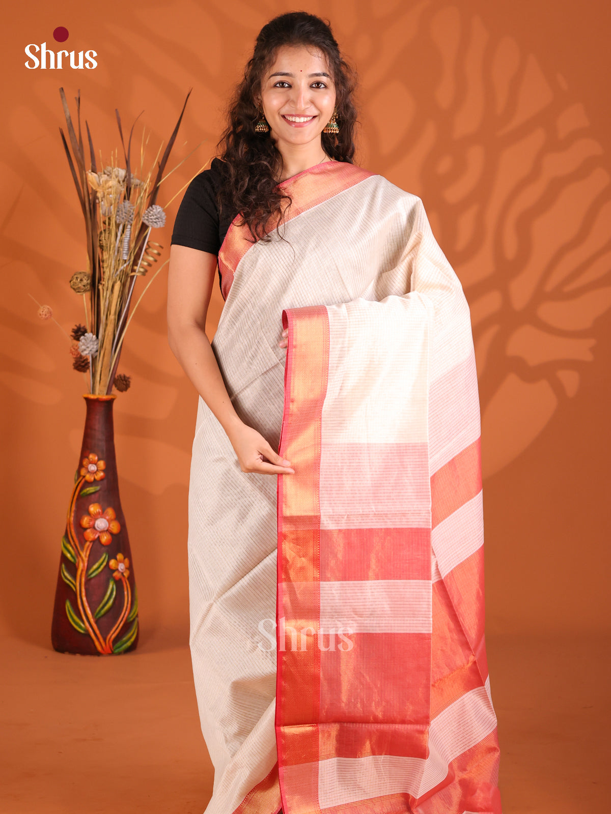 Cream & Red - Maheshwari silkcotton Saree