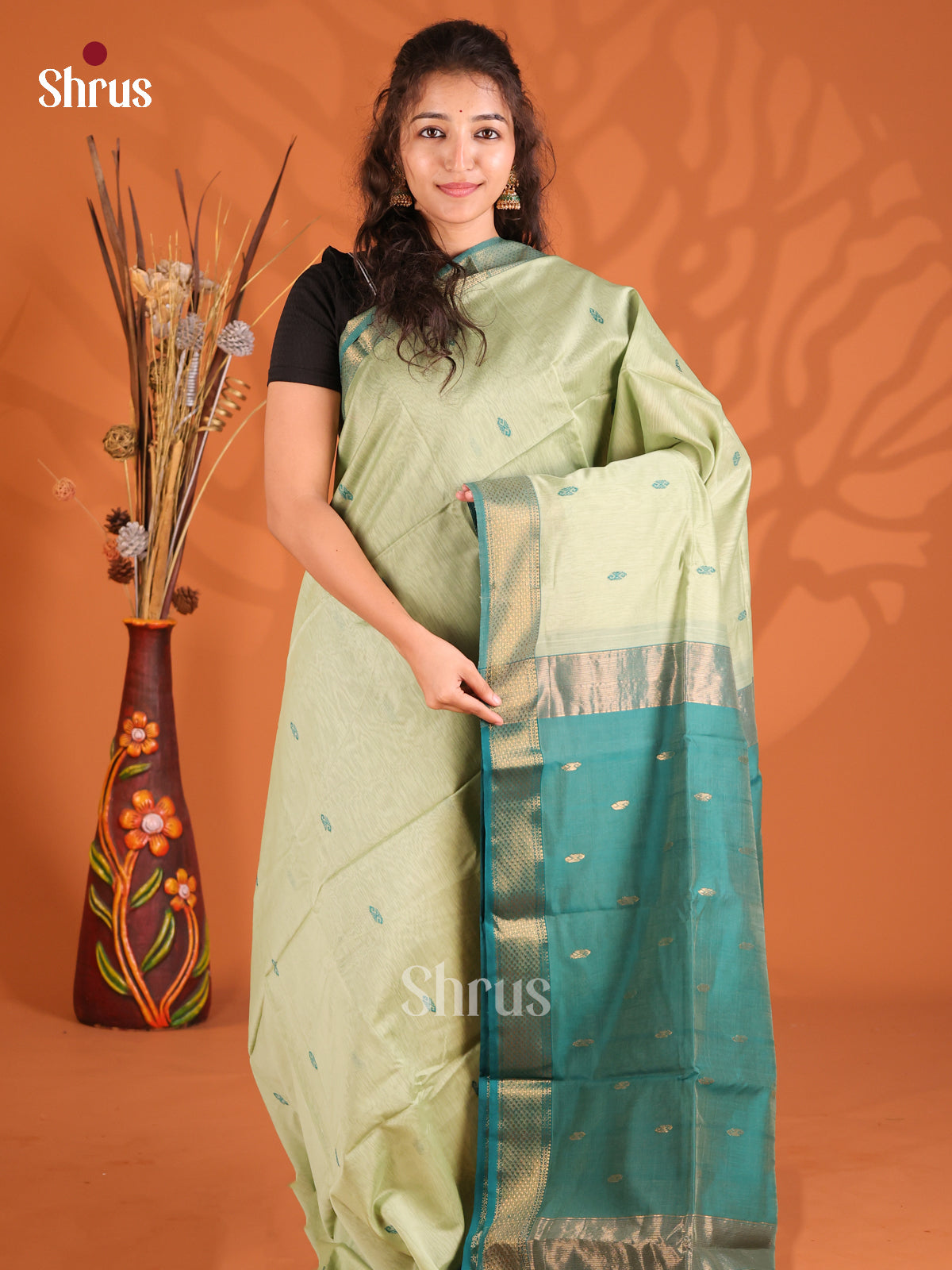 Pista Green & Green - Maheshwari silkcotton Saree - Shop on Shrus.com