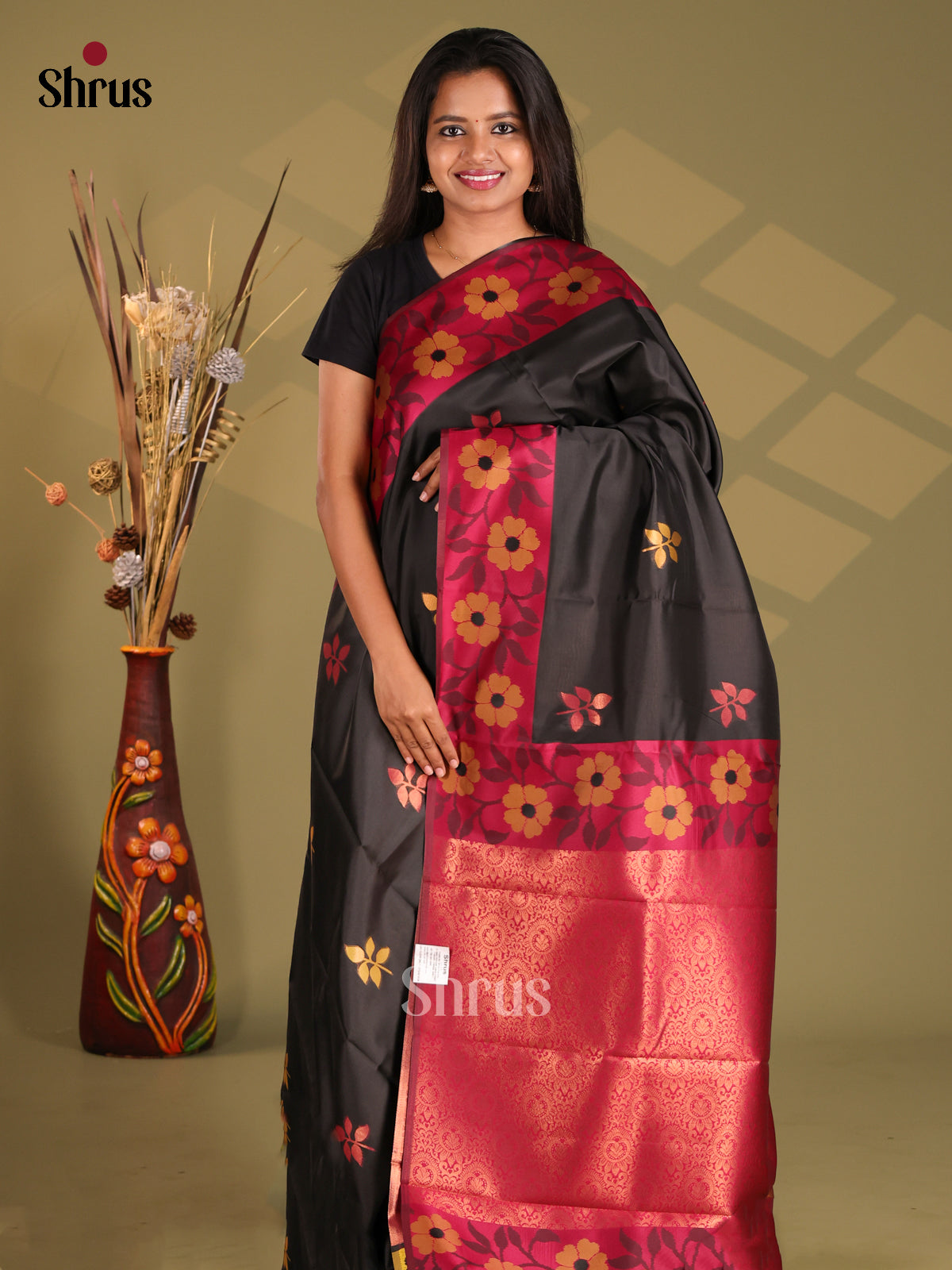 Black & Maroon- Semi Softsilk Saree