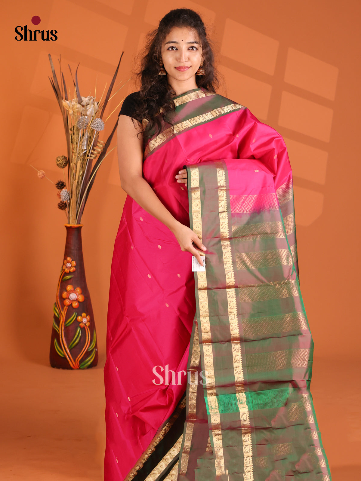 Pink & Double Shaded Green Kanchipuram silk Saree with rettaipet zari border-1