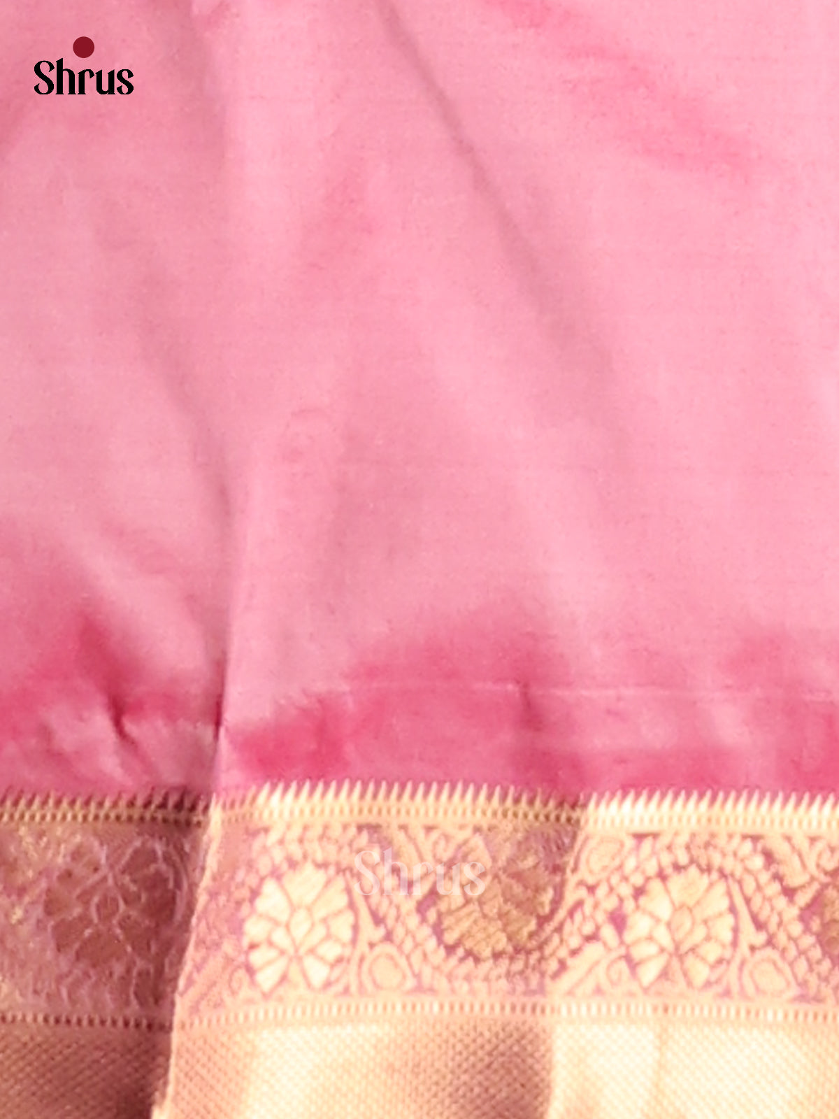 Stunning Baby pink Kanchipuram silk Saree with zari buttas
