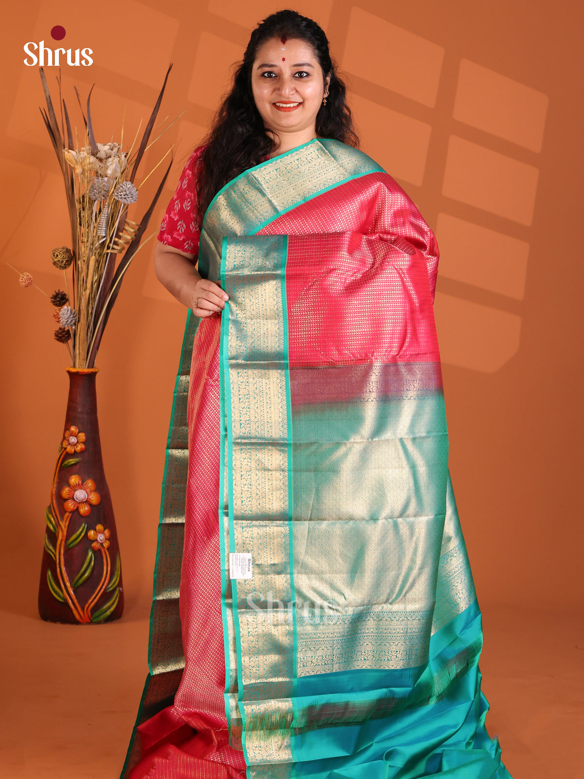 Bright Red Kanchipuram silk Saree with gold zari checks